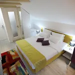 Hotel Boutique Libris