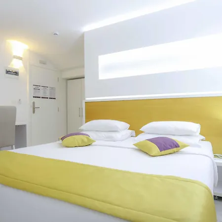 Boutique Libris 3*