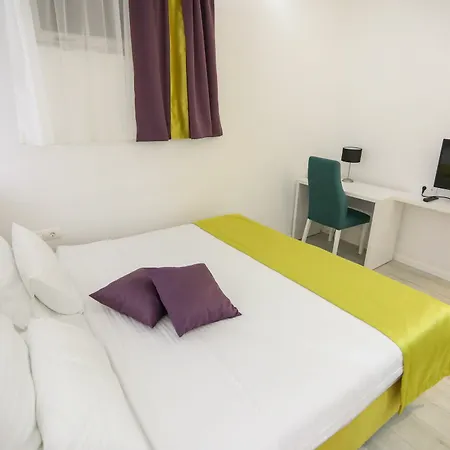 Boutique Libris 3*